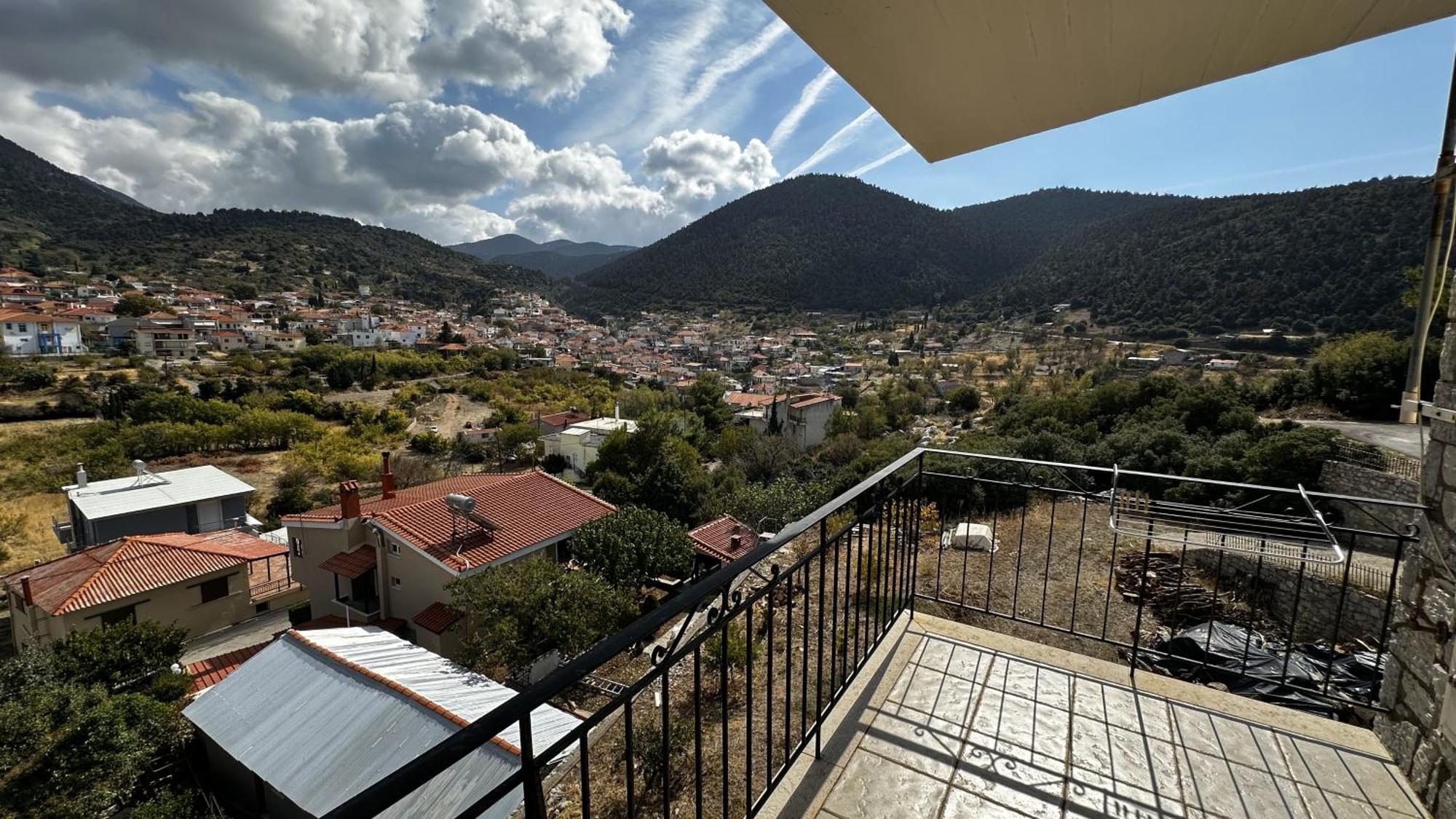 Το Πέτρινο Lägenhet Kiriákion Exteriör bild